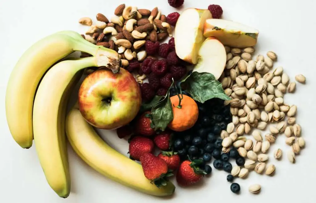 Healthy Snacks That May Support Weight Loss 10 nathan dumlao 0VvCdomZL o unsplash