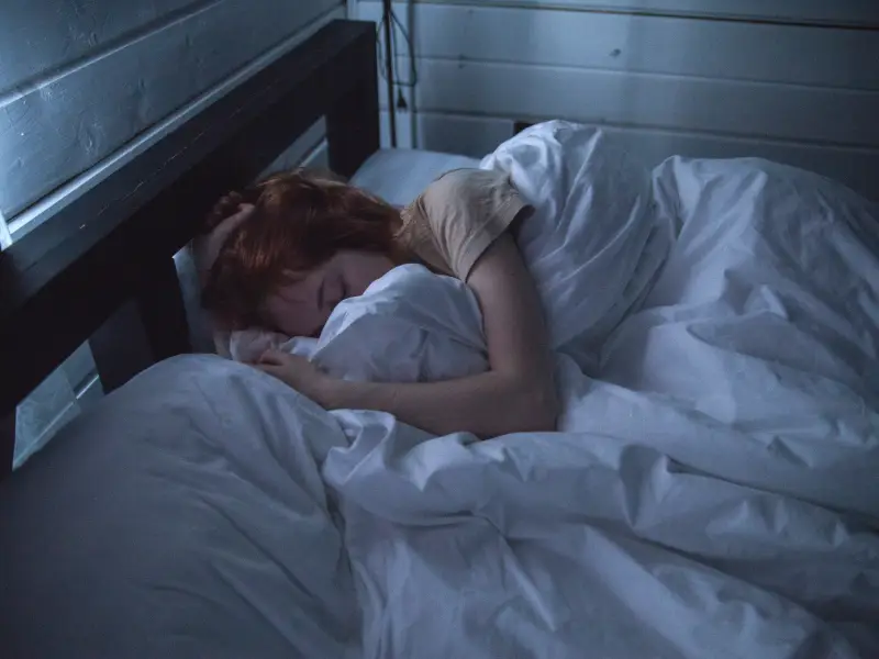 10 Tips for Better Sleep 4 Sleeping in dark cool room