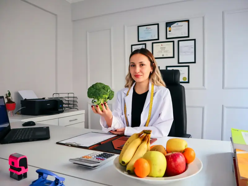 The Complete Guide to Plant-Based Diets 2 nutritionist
